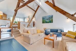 TV - 3 Bed in Fowey (oc-litin) (Fowey)