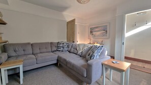 TV - 3 Bed in Cromer (oc-f27291) (Cromer)