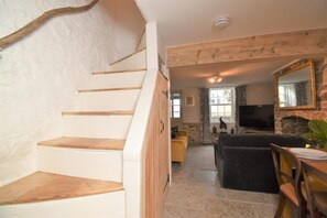 TV - 2 Bed in Seaton (oc-b27402) (Seaton)