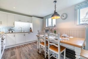 Dining - 2 Bed in Looe (oc-t27479) (Looe)