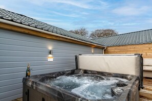 Outdoor spabad