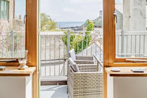 Interior - 2 Bed in Looe (oc-b27563) (Looe)