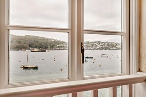 Interior - 3 Bed in Fowey (oc-r27582) (Fowey)