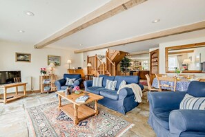TV - 3 Bed in Fowey (oc-r27582) (Fowey)