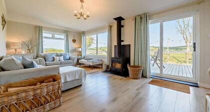 4 Bed in Llansteffan (oc-e27710)