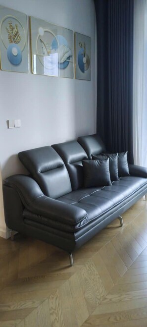 デスク、ノートパソコン用作業スペース、WiFi (無料)