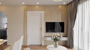 City Apartment, 2 Bedrooms, Balcony, City View | Minibar, individually decorated, individually furnished, desk