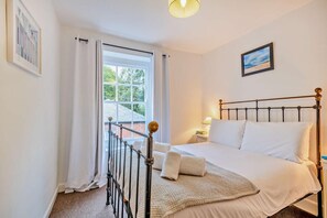 3 bedrooms, iron/ironing board, travel cot, free WiFi - 3 Bed in Wells-next-the-Sea (oc-c27939) (Wells-next-the-Sea)