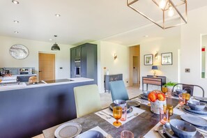 Dining - 3 Bed in Broadhembury (oc-t27980) (Broadhembury)