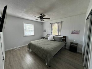 2 Schlafzimmer, Bügeleisen/Bügelbrett, WLAN, Bettwäsche