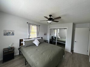 2 chambres, fer et planche à repasser, Wi-Fi, literie fournie