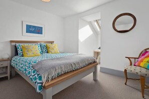 4 Schlafzimmer, Bügeleisen/Bügelbrett, WLAN, Bettwäsche