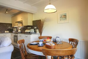 Dining - 3 Bed in St. Gennys (oc-l28162) (Crackington Haven)