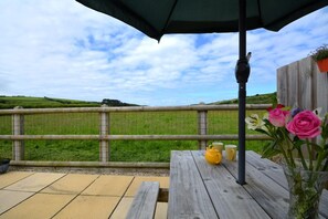 Outdoor dining - 1 Bed in Morwenstow (oc-r28167) (Woodford)