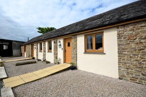 Exterior - 1 Bed in Morwenstow (oc-r28167) (Woodford)