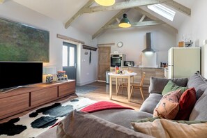 Fernseher, Kamin