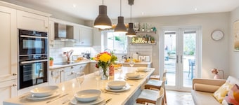 3 Bed in Abersoch (oc-c18180)