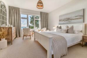 Iron/ironing board, travel cot, free WiFi, bed sheets - 5 Bed in Downderry (oc-d28869) (Downderry)