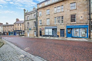 Exterior - 2 Bed in Alnwick (oc-f28915) (Alnwick)