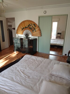 3 bedrooms, bed sheets - La CATALANE 12 (Argelès-sur-Mer)