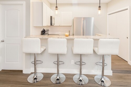 2 bedroom 5 bed in the heart of Dog Town