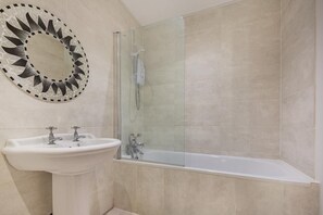Towels - 1 Bed in Nefyn (oc-n28983) (Nefyn)