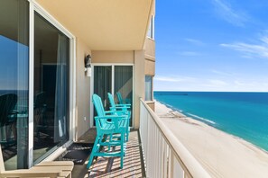 Property grounds - Beachfront 10th Floor • Ocean View 2BR/2BA Condo • Sleeps up to 8 (Panama City Beach)