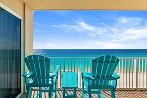 Property grounds - Beachfront 10th Floor • Ocean View 2BR/2BA Condo • Sleeps up to 8 (Panama City Beach)