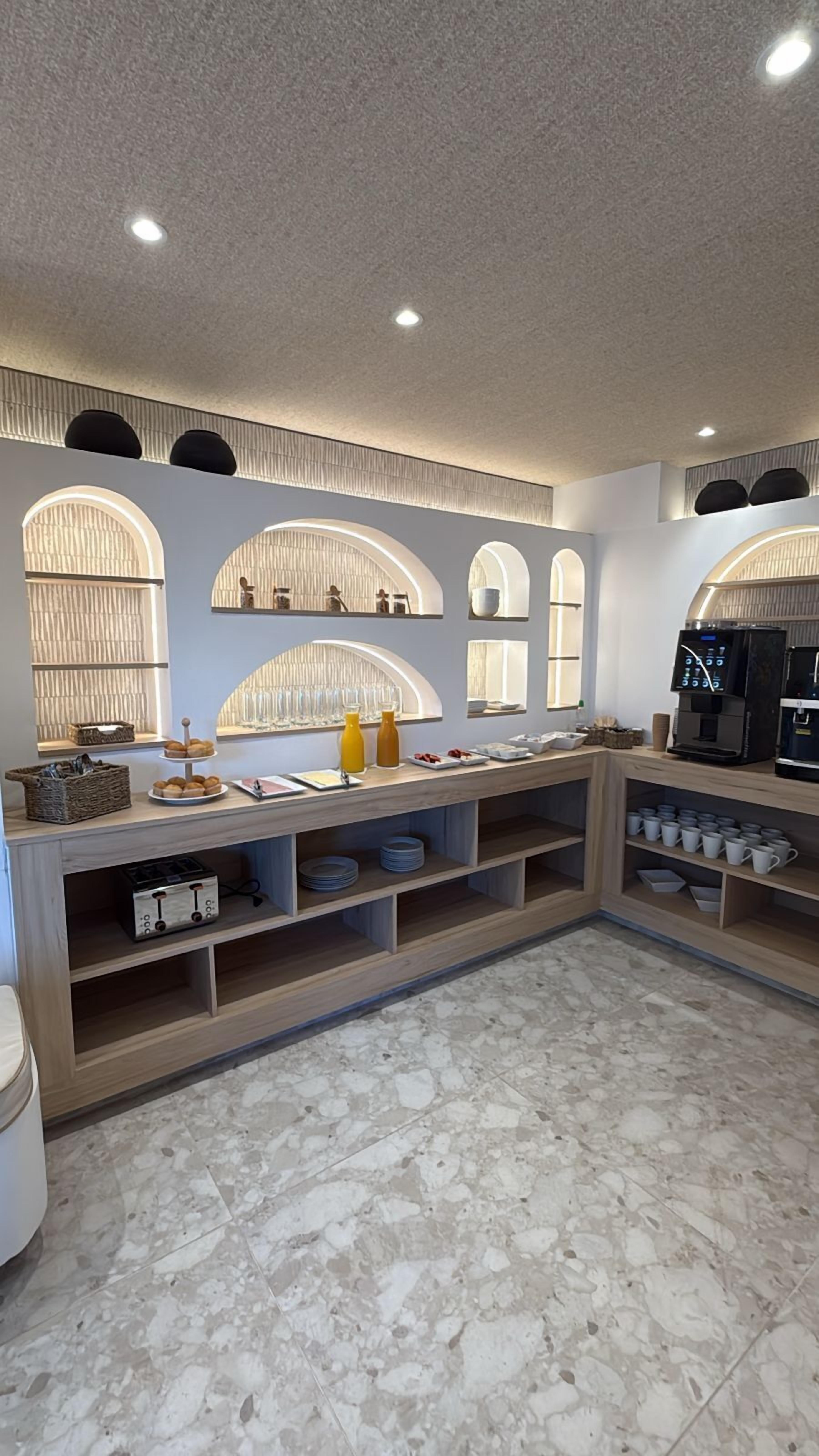 Café da manhã continental grátis todos os dias