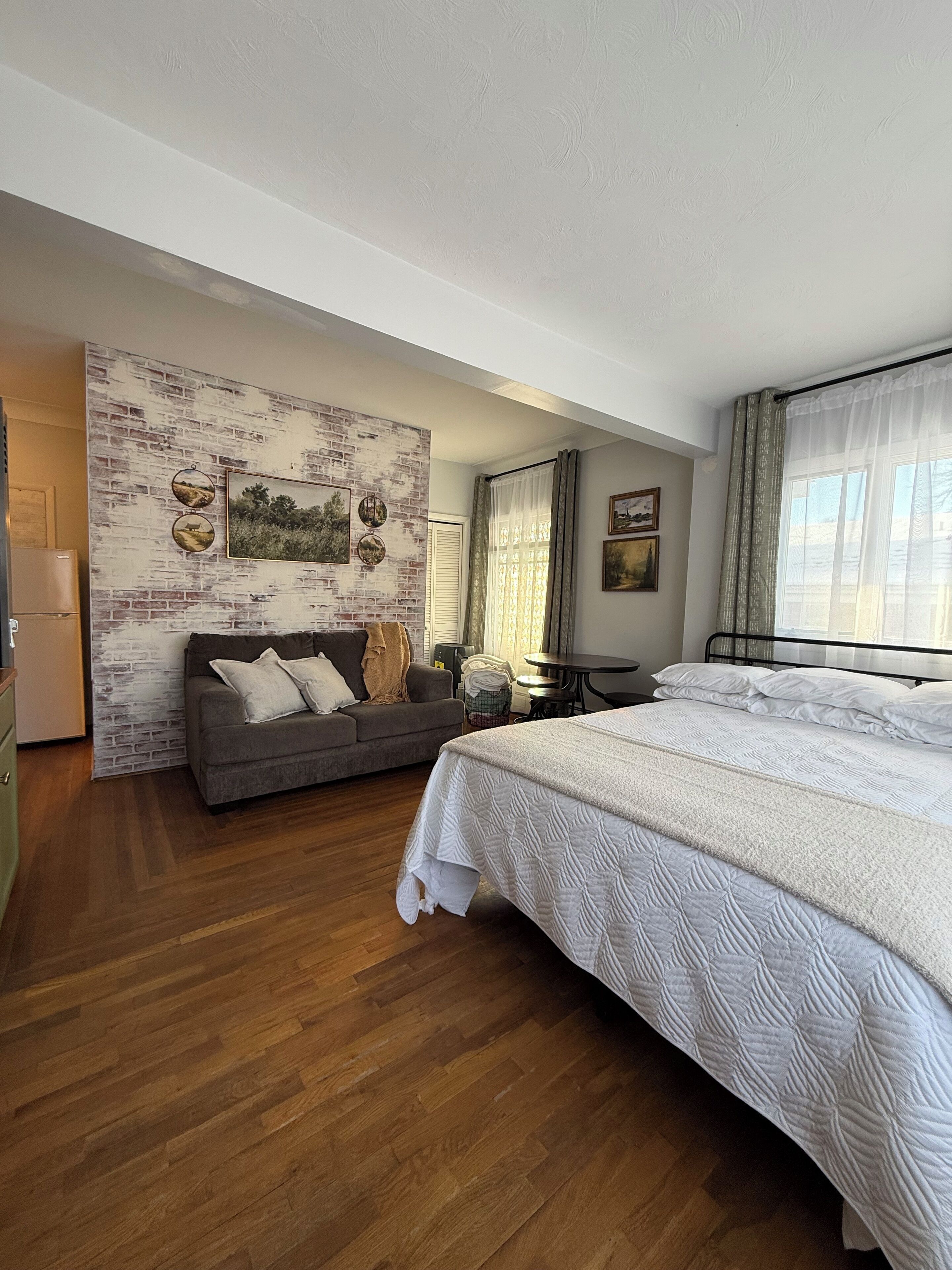 1 bedroom, iron/ironing board, WiFi, bed sheets