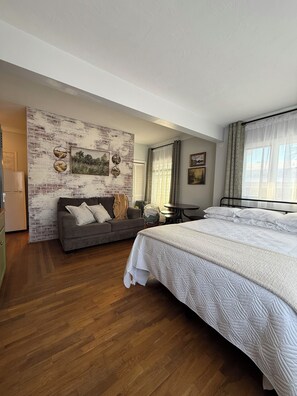 1 chambre, fer et planche à repasser, Wi-Fi, draps fournis