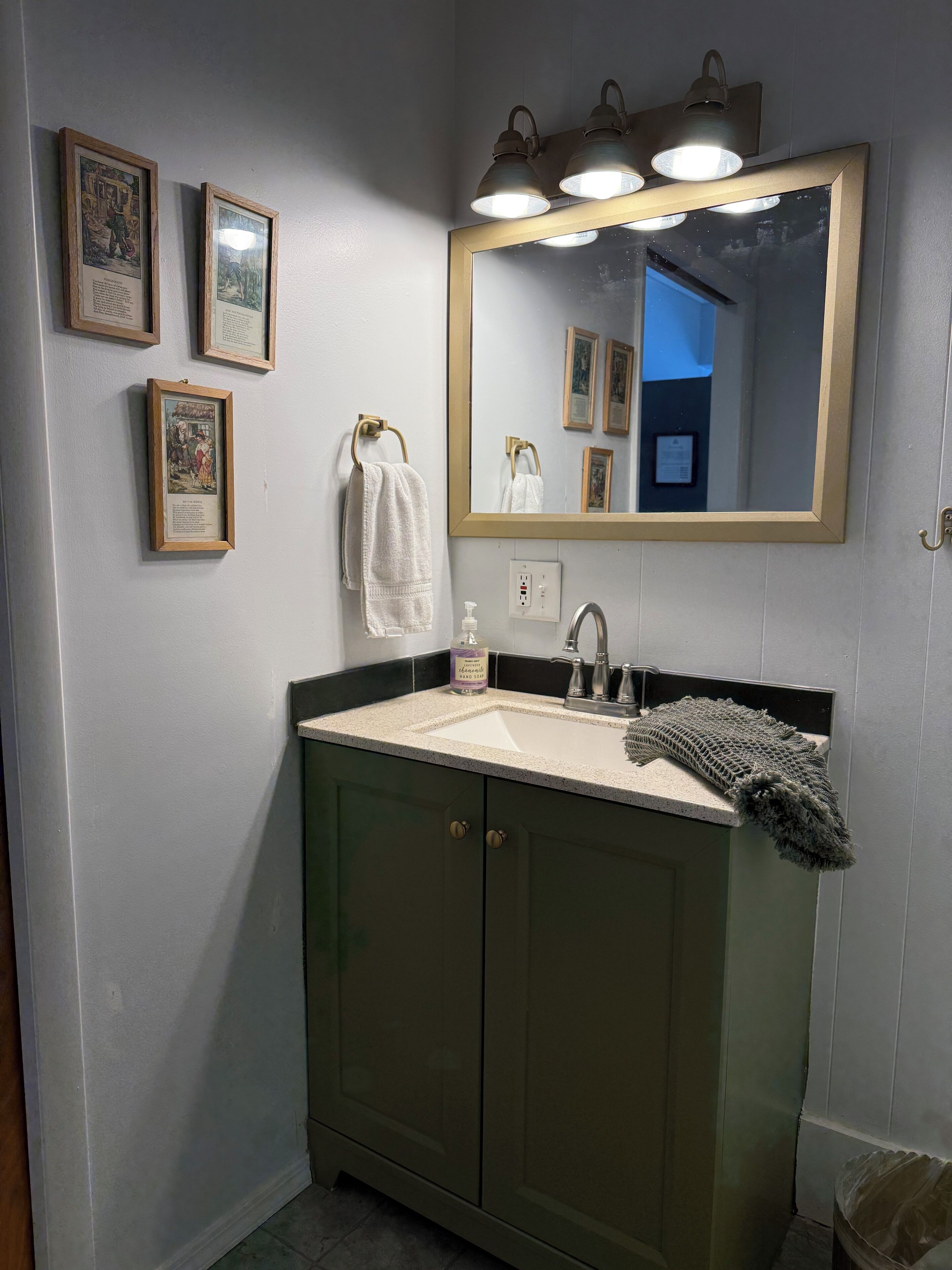 Shower, hair dryer, towels, toilet paper