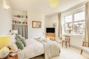 3 bedrooms, iron/ironing board, travel cot, free WiFi - 3 Bed in Hunstanton (oc-v29295) (Hunstanton)