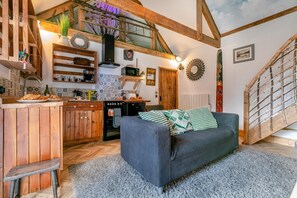 Living area - 1 Bed in Menheniot (oc-t29268) (Menheniot)