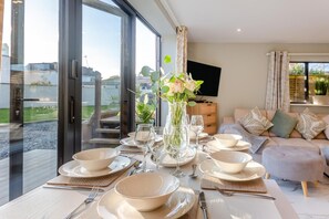 Interior - 3 Bed in Abersoch (oc-h29452) (Abersoch)