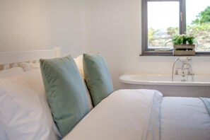 Reisekinderbett, kostenloses WLAN, Bettwäsche