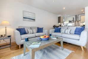 TV - 2 Bed in Looe (oc-n29477) (Looe)