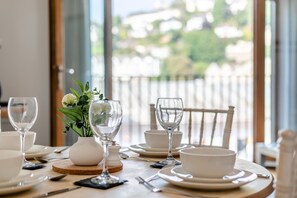 Dining - 2 Bed in Looe (oc-n29477) (Looe)