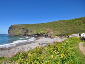 Beach - 3 Bed in St. Gennys (oc-c28140) (Rosecare)