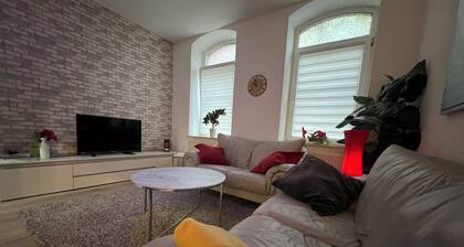 Zentrale, gemütliche Familienoase für 5 Personen – ideal für kurze Auszeiten
