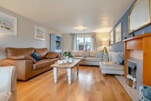 TV - 4 Bed in Bude (oc-p29586) (Bude)