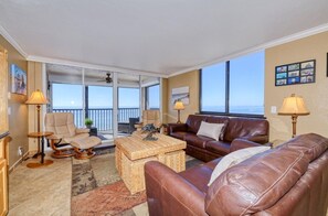 TV - Caper Beach Club 1005 - Gulf View (Fort Myers Beach)