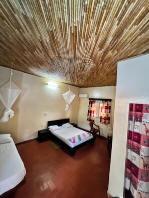 1 chambre, accès Internet, draps fournis