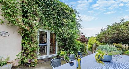 5 Bed in Dre-Fach Felindre (oc-c29875)