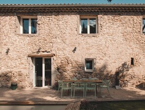 Restauration en plein air