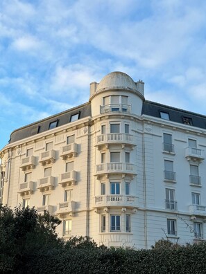 Exterior - Apartment Biarritz le phare view golf and Ocean, near beach and city center (Biarritz)