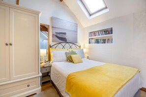 Free WiFi, bed sheets - 1 Bed in Pwllheli (oc-b30204) (Y Ffôr)