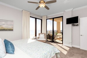 2 bedrooms, desk, iron/ironing board, free WiFi - Beachfront Bliss • Sleeps 7 • Gulf Front (Navarre)