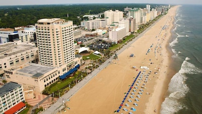 Virginia Beach Family Home at Oceanfront Beach and Boardwalk