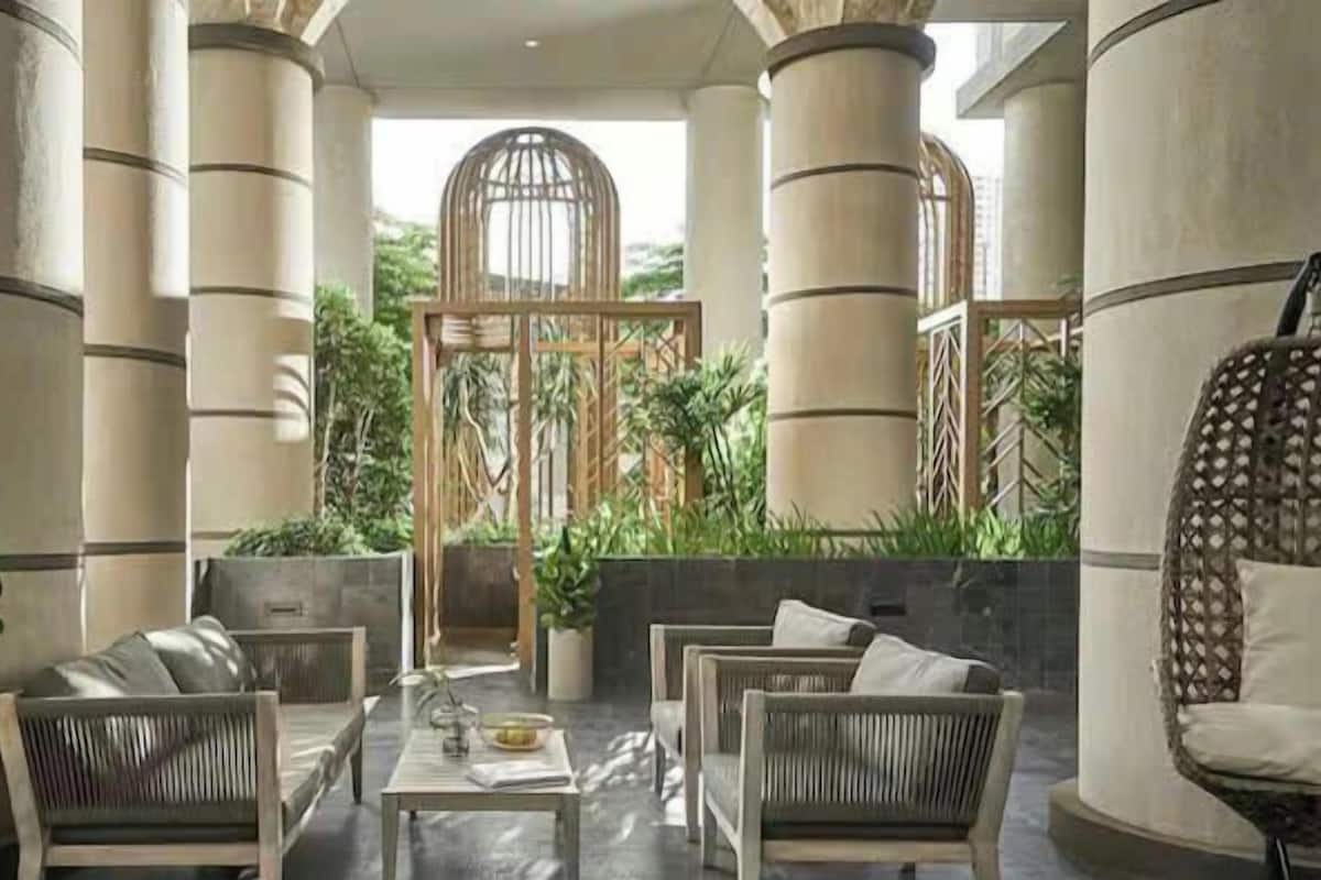 Grand Suite, 1 Bedroom, Akses Club Lounge, City View | Cadar kapas Mesir, peralatan tempat tidur premium, gebar bulu kapas